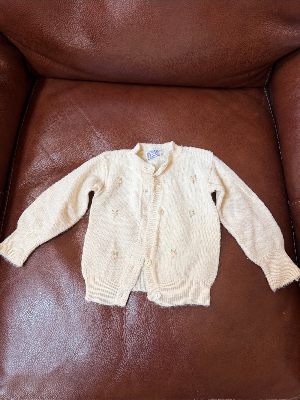 1950’s Childrens Cream Knit Button-Up Cardigan - Brand: Unknown